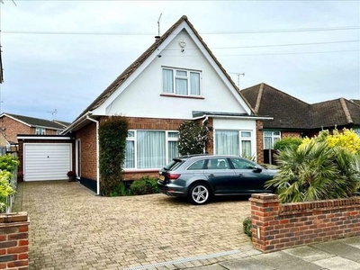 2 bedroom detached house for sale Southend-on-sea, SS1 3DY