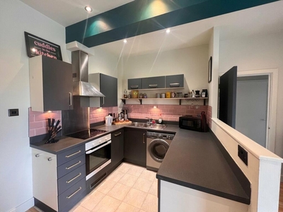 2 bedroom flat for rent in Bruce Drive, West Bridgford, Nottingham, Nottinghamshire, NG2
