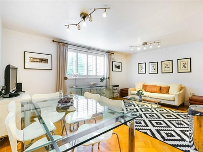 2 bedroom flat for rent in Cromwell Road,
Earls Court, SW5