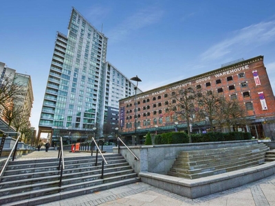 2 bedroom flat for rent in Great Northern Tower, 1 Watson Street, Deansgate, Manchester, M3