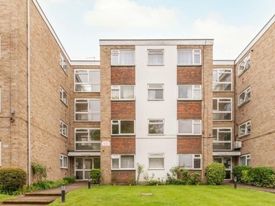 2 bedroom flat for rent in Mulgrave Road, Sutton, SM2