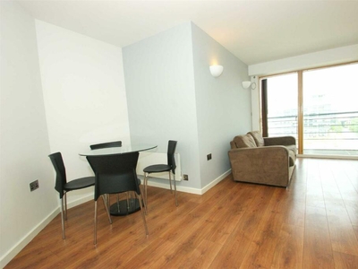 2 bedroom flat for rent in Whitehall Waterfront, 2 Riverside Way, Leeds, LS1