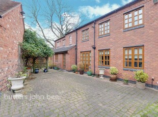 2 bedroom House - Detached for sale in Nantwich