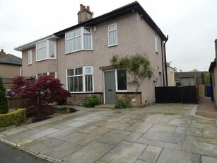 2 Bedroom Semi-detached House For Sale In Colne