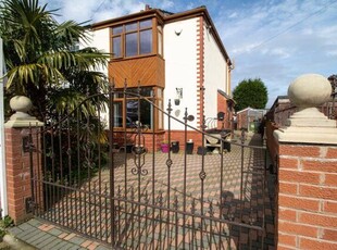 2 Bedroom Semi-detached House For Sale In Farnworth, Bolton