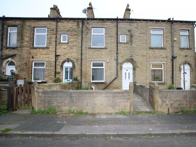2 bedroom terraced house for rent in James Street, Allerton, Bradford, BD15