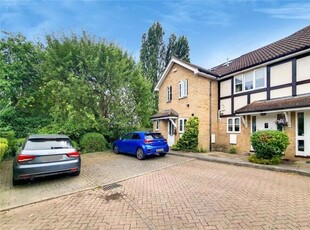 2 Bedroom Terraced House For Sale In Harrow Weald, Middlesex