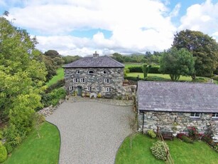 3 Bedroom Detached House For Sale In Caernarfon, Gwynedd