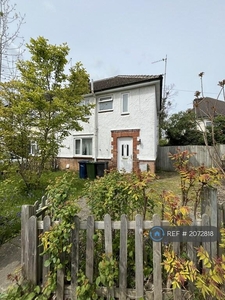 3 bedroom end of terrace house for rent in Hawthorn Way, Cambridge, CB4