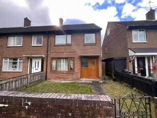 3 Bedroom End Of Terrace House For Sale In Jarrow, Tyne And Wear