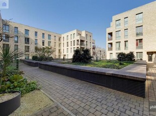 3 Bedroom Flat For Sale In Welford Court