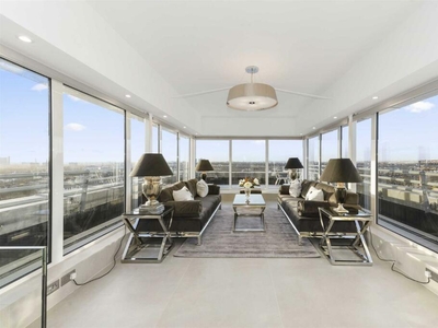 3 bedroom penthouse for rent in St Johns Park Road, St Johns Wood, London, NW8
