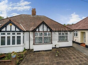 3 Bedroom Semi-detached Bungalow For Sale In New Eltham