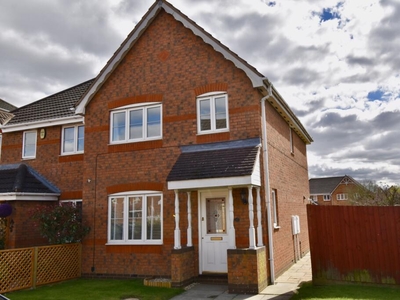 3 bedroom semi-detached house for rent in Scully Close, Wootton, Northampton NN4 6RN , NN4