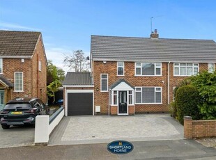 3 Bedroom Semi-detached House For Sale In Binley Woods