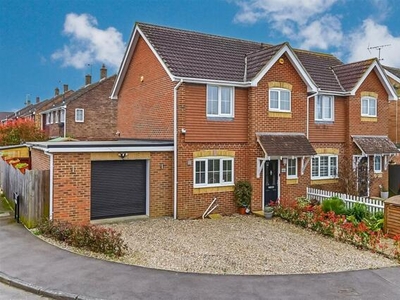 3 Bedroom Semi-detached House For Sale In Kingswood, Maidstone