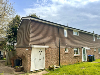 3 bedroom terraced house for rent in Flaxwell Court, Standens Barn, Northampton NN3
