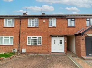 3 Bedroom Terraced House For Sale In Edgware