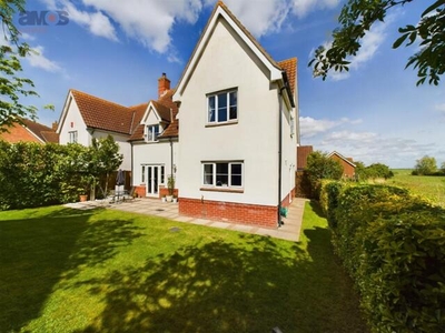 4 Bedroom Detached House For Sale In Rochford, Essex