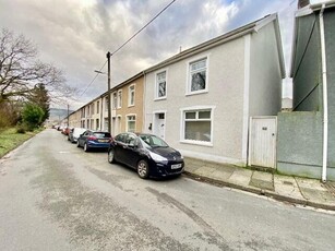 4 Bedroom End Of Terrace House For Sale In Gadlys, Aberdare