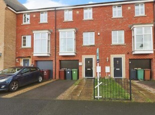 4 Bedroom End Of Terrace House For Sale In Peterborough
