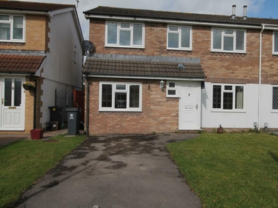 4 bedroom house for rent in Silverbirch Close, CARDIFF, CF14
