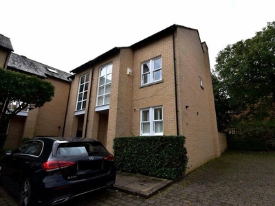 4 bedroom house for rent in Trafalgar Place, Didsbury, Manchester, M20