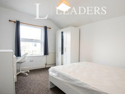 4 bedroom house share for rent in Adams Avenue, Northampton, NN1 4LQ, NN1