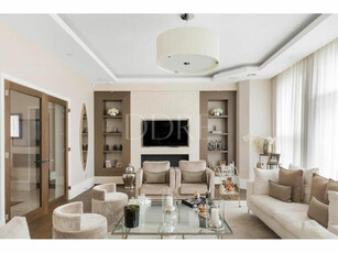 5 Bedroom Apartment For Sale In London