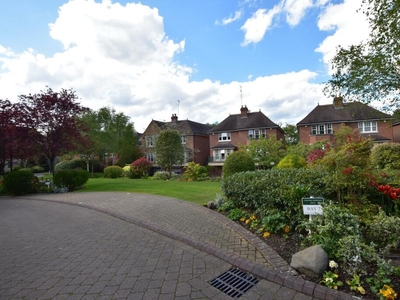 5 bedroom terraced house for rent in Mountview Close, Hampstead Garden Suburb, London NW11