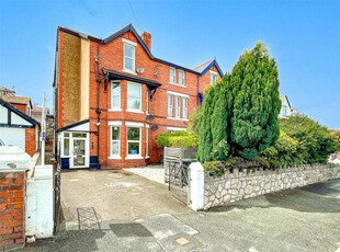 6 Bedroom Apartment For Sale In Colwyn Bay, Conwy