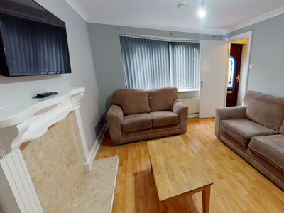 6 bedroom house for rent in 144 Heeley Road, Selly Oak, Birmingham, B29 6BW, B29