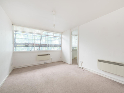 Studio apartment for rent in Haverstock Hill, London, NW3