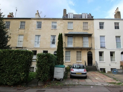 Studio flat for rent in Cambray Place, Cheltenham, GL50