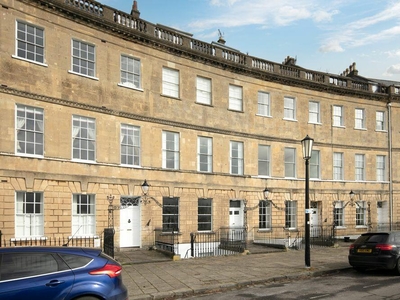 2 bedroom apartment for rent in 14 Lansdown Crescent, Bath, BA1