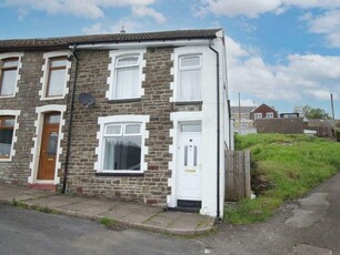 3 bedroom end of terrace house for sale Gilfach Goch, CF39 8RT