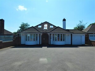 6 bedroom detached bungalow for sale Solihull, B91 1HS