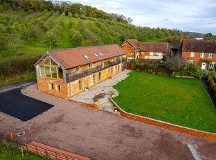 Barn conversion to rent in Clifton-On-Teme, Worcester, Worcestershire WR6