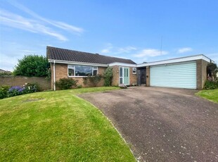 Bungalow for sale in Chester Gardens, Grantham, Lincolnshire NG31