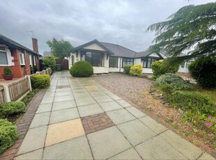 Bungalow to rent in Liverpool Road, Liverpool L31