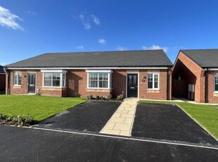 Bungalow to rent in Runnymede Way, Northallerton DL6