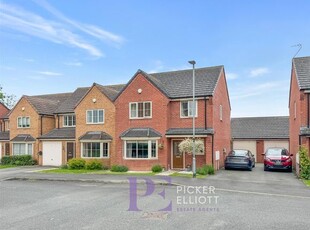 Detached house for sale in Convent Drive, Stoke Golding, Nuneaton CV13