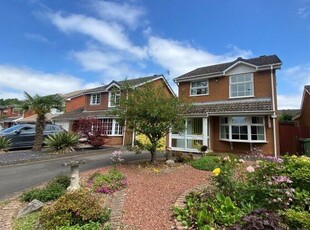 Detached house to rent in Church Road, Redditch B97