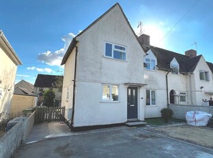 Detached house to rent in Springfield Road, Cirencester, Gloucestershire GL7