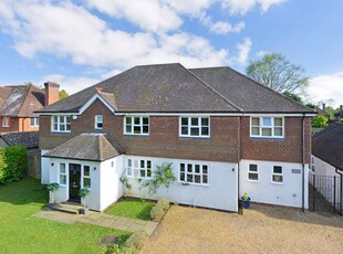 Detached house to rent in The Drive, Godalming GU7