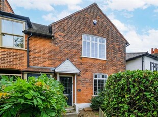 End terrace house for sale in Baldwins Hill, Loughton IG10