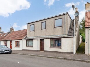 End terrace house for sale in Well Street, Cupar KY15