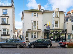 End terrace house to rent in Ditchling Road, Brighton, East Sussex BN1