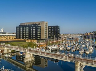 Flat for sale in Waterford House, Bayscape, Cardiff Marina CF11