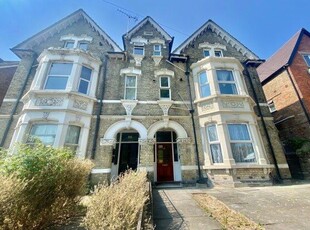 Flat to rent in 38 Clapham Road, Bedford MK41